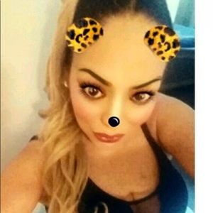 Meet your Posher, Karina